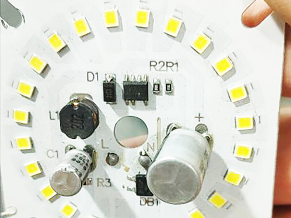 smt貼片加工廠怎樣降低生產成本？