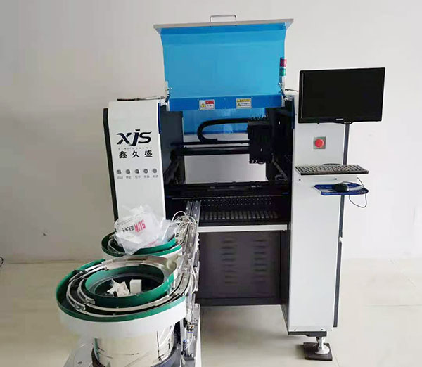 小型全自動(dòng)貼片機(jī)好用嗎