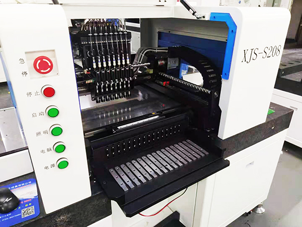 深圳led軟燈帶貼片機廠家哪家好？