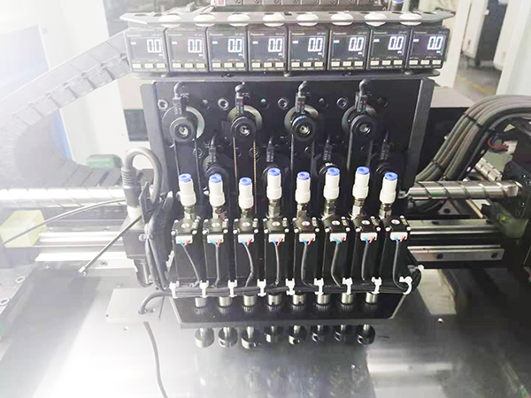 LED燈板用什么貼片機