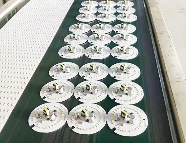 燈珠貼片機有哪幾類？