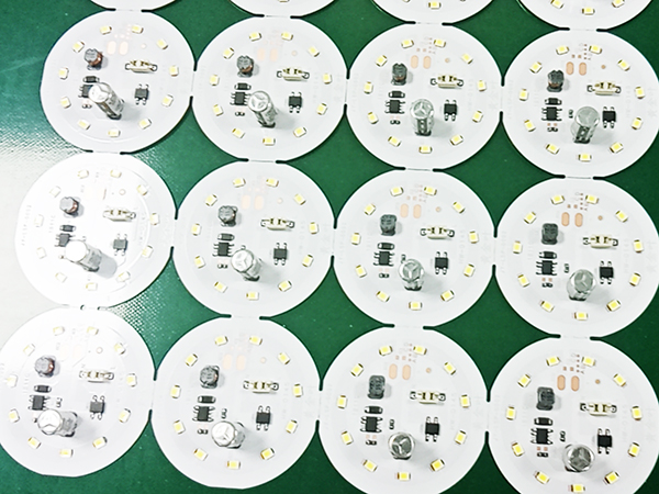 多功能DOB貼片機(jī)供應(yīng)